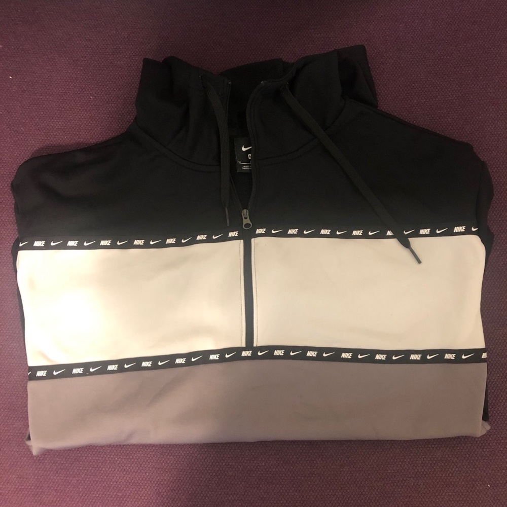 COPY - Nike hoodie